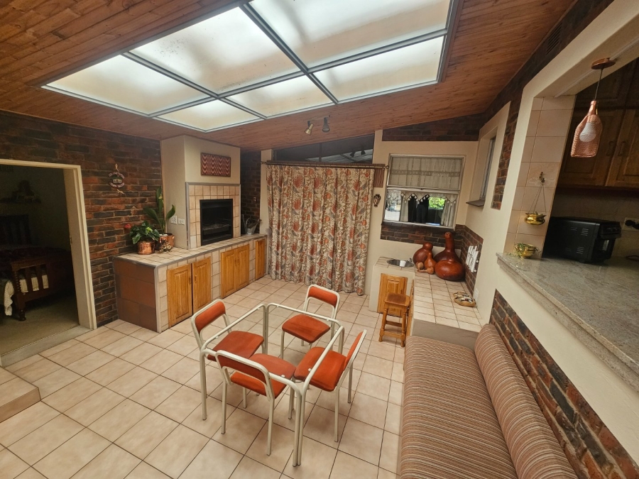 5 Bedroom Property for Sale in Panorama Free State